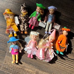 Madame Alexander minis